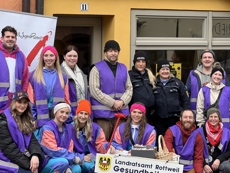 Gruppenbild der Akteure der Kriminalprävention Rotweil am Schmotzigen Donnerstag 